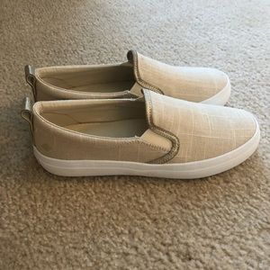 Brand new Sperrys 7.5 gold